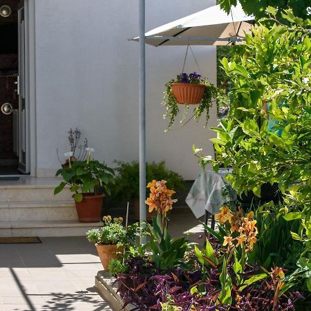 Apartments Beba - Peaceful Location Трогир Экстерьер фото