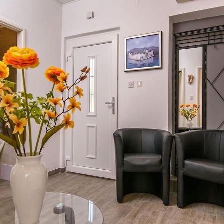 Apartments Beba - Peaceful Location Трогир Экстерьер фото