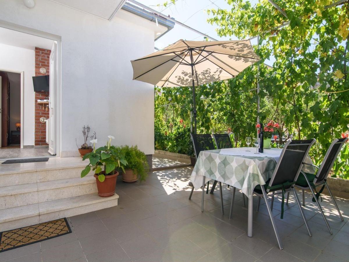 Apartments Beba - Peaceful Location Трогир Экстерьер фото