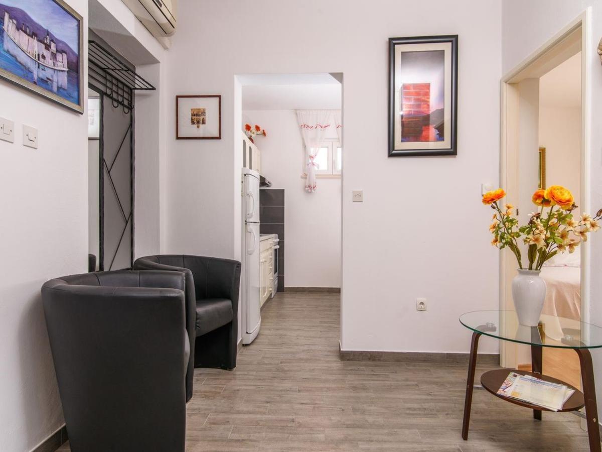 Apartments Beba - Peaceful Location Трогир Экстерьер фото