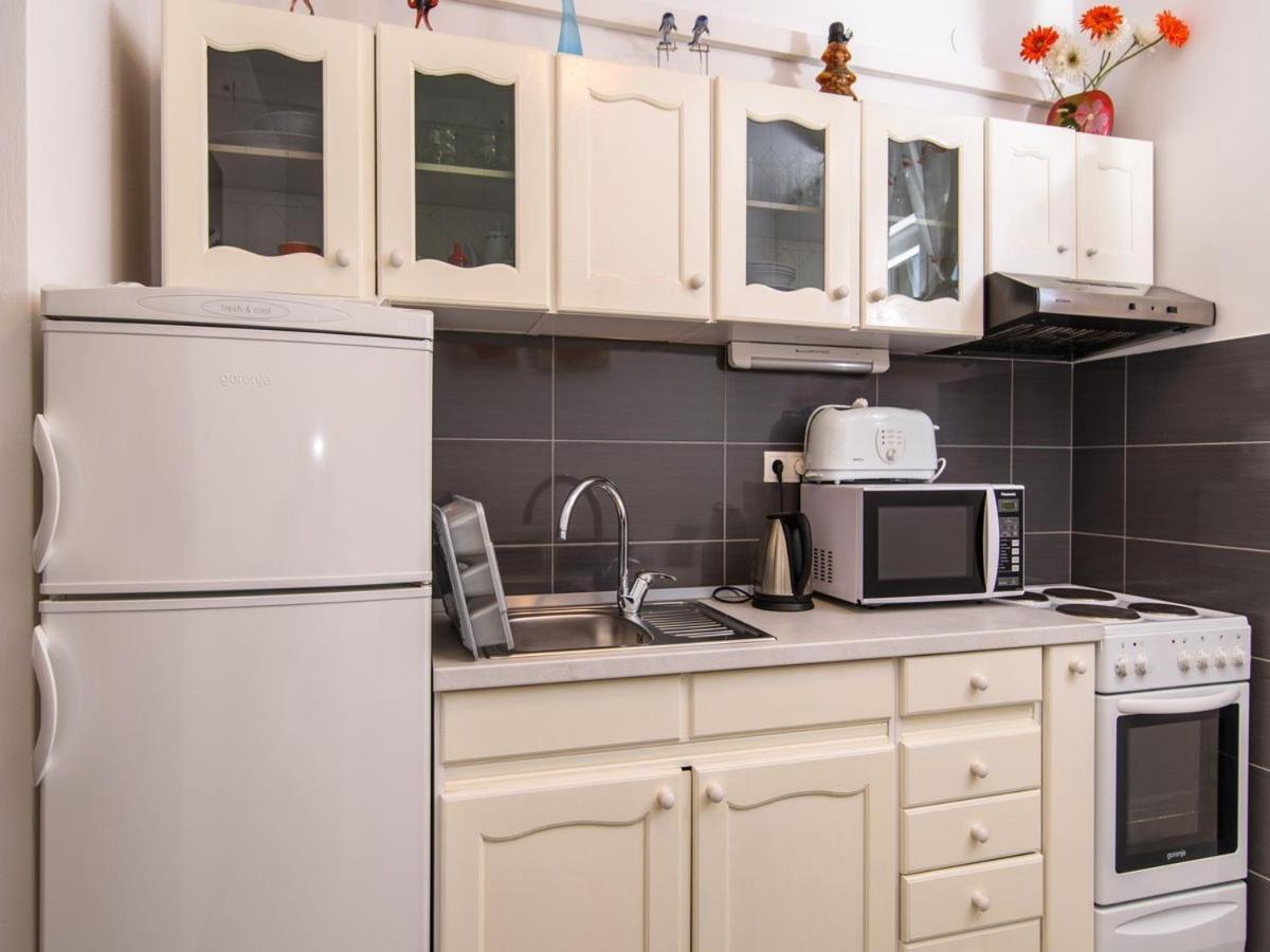 Apartments Beba - Peaceful Location Трогир Экстерьер фото